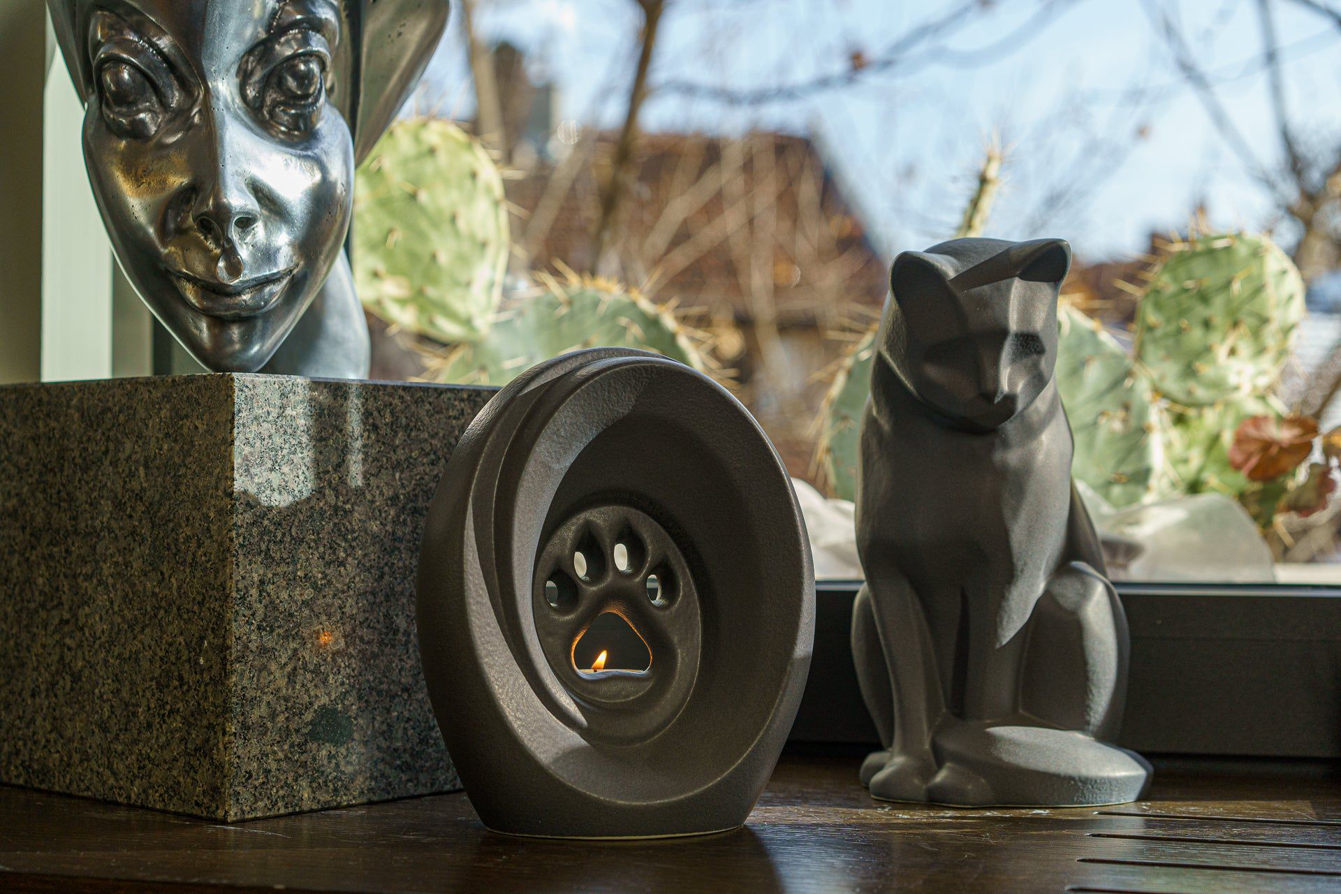 Pulvis Art Urns Pet Urn Paw Pet Urn for Ashes - Grey Matte | Ceramic | Handmade