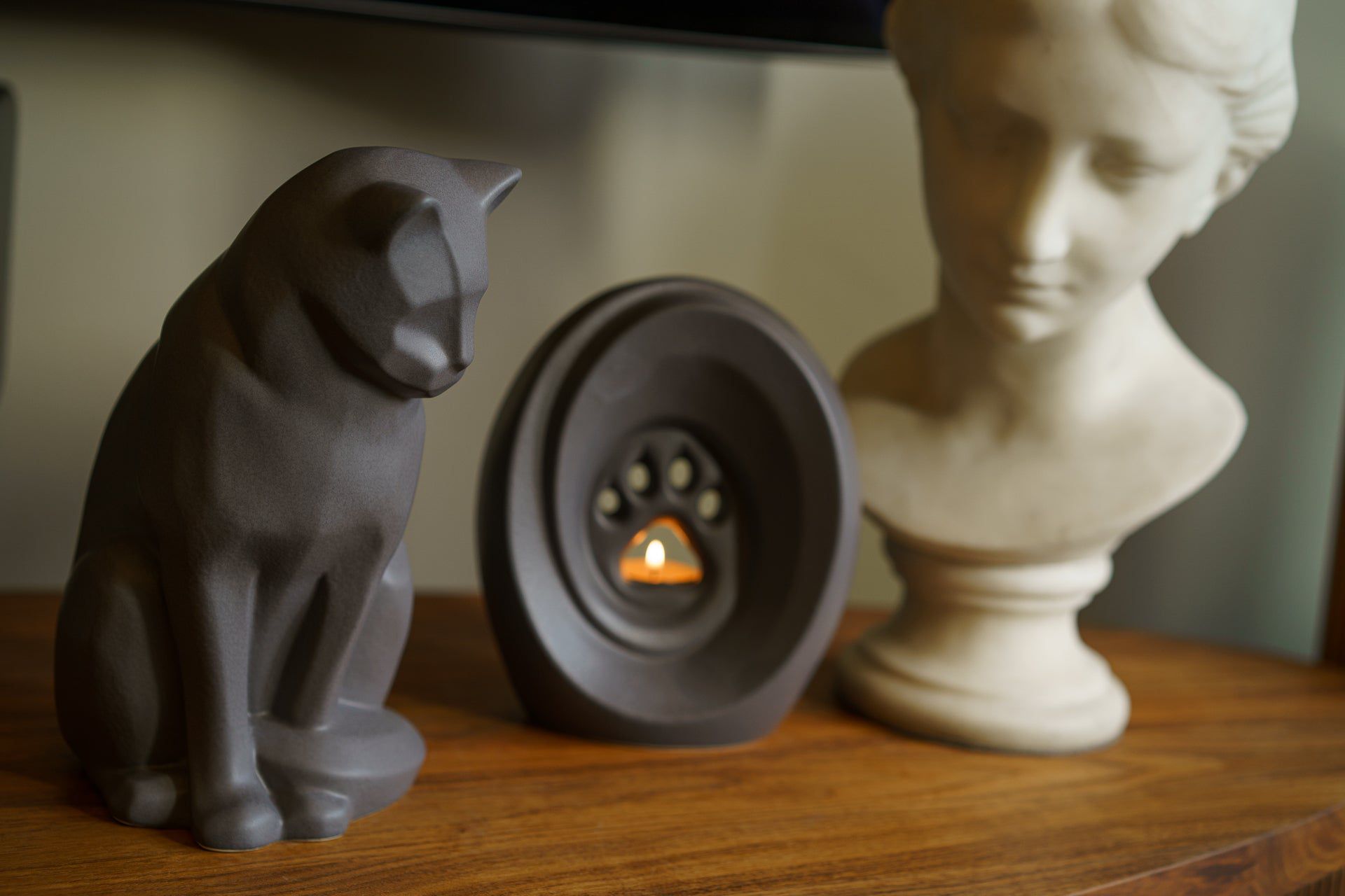 Pulvis Art Urns Pet Urn Paw Pet Urn for Ashes - Grey Matte | Ceramic | Handmade