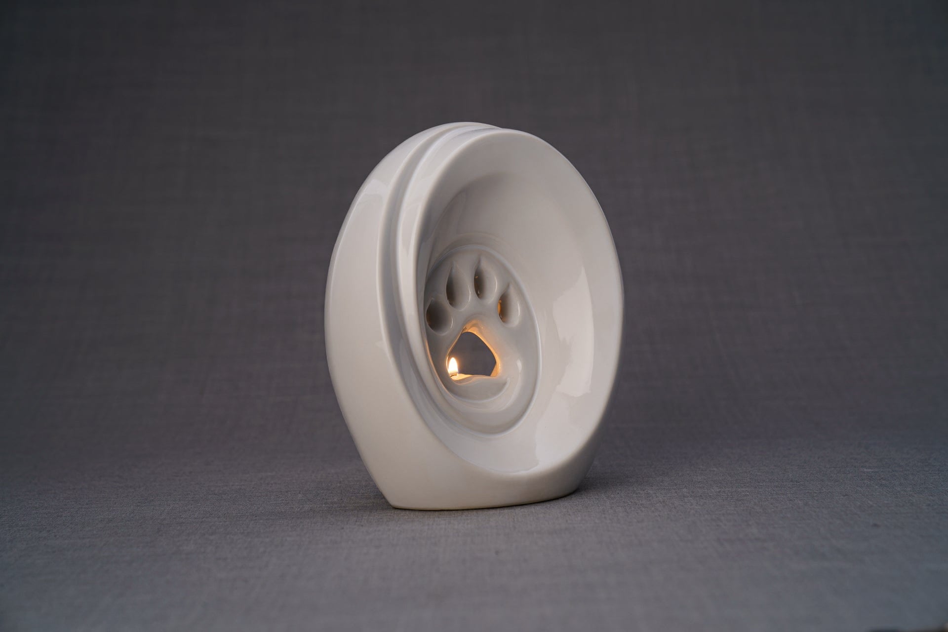Pulvis Art Urns Pet Urn Paw Pet Urn for Ashes - White | Ceramic | Handmade