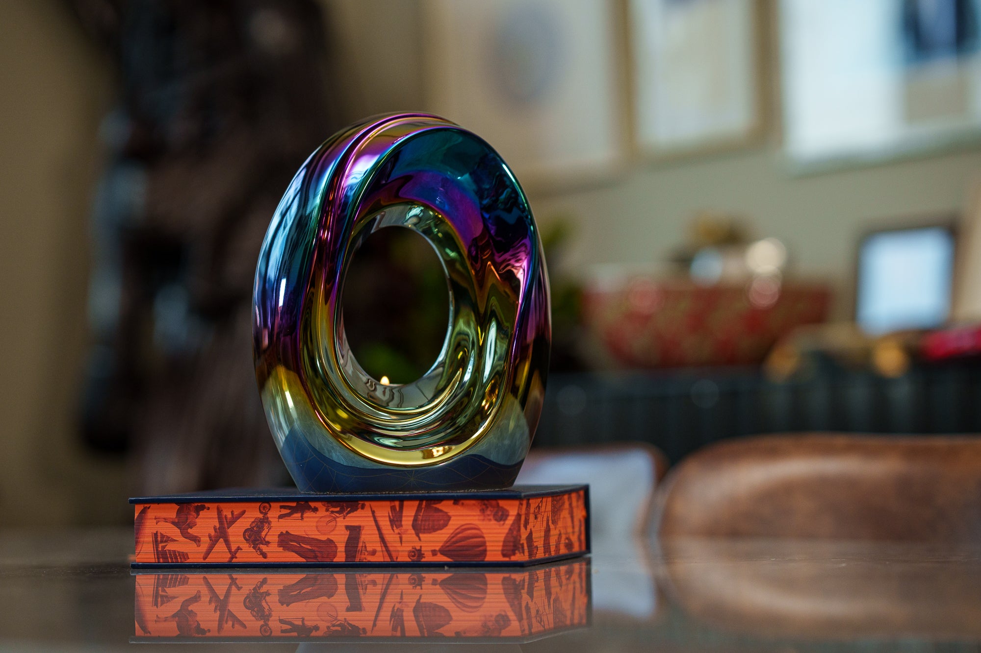 Artisan Cremation Urn for Ashes "The Passage" - Medium Urn | Rainbow Chrome | Ceramic