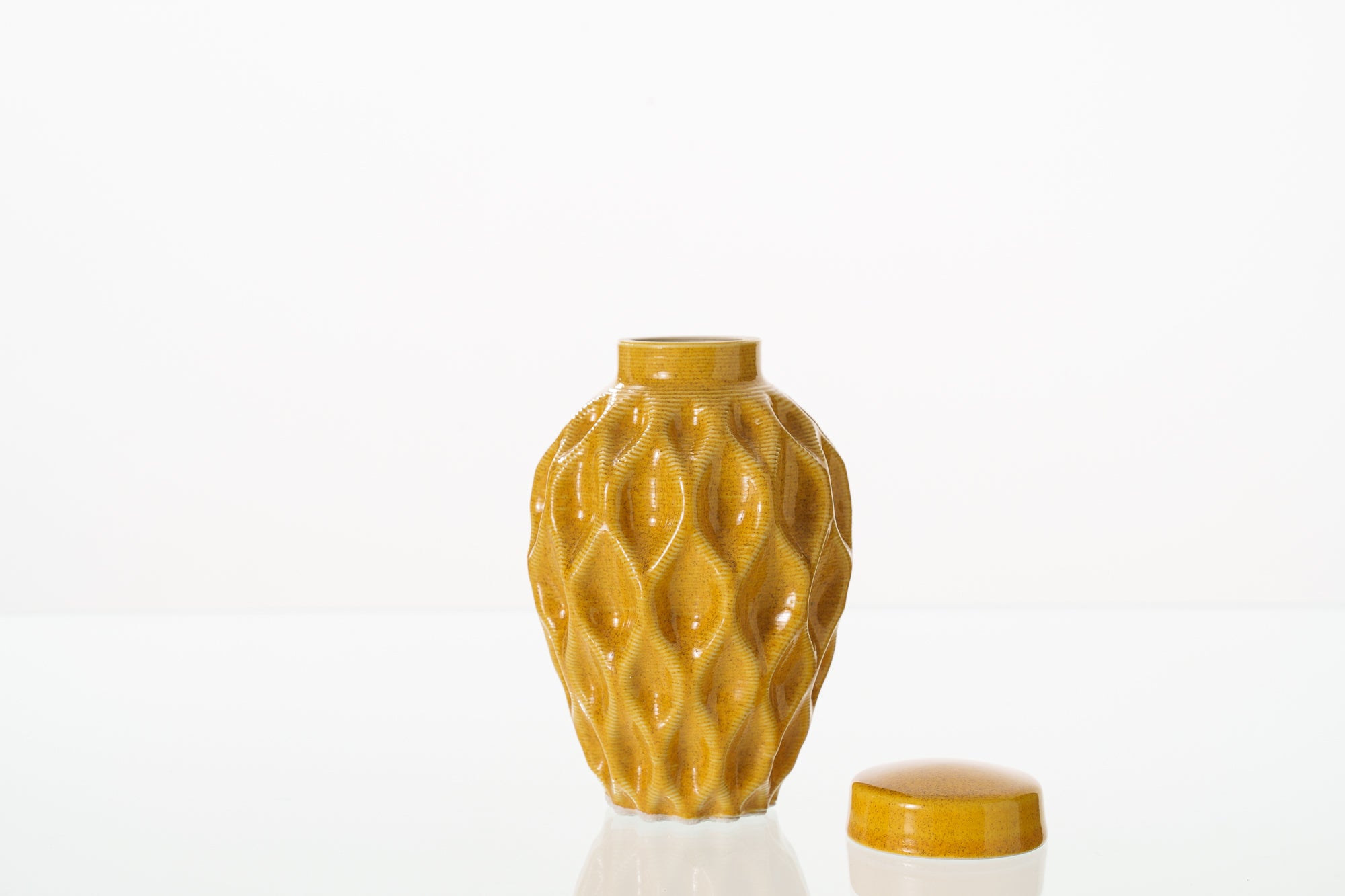 Cremation Urn "Echo" - 3D Printed Ceramic Urn | Amber Yellow | Keepsake