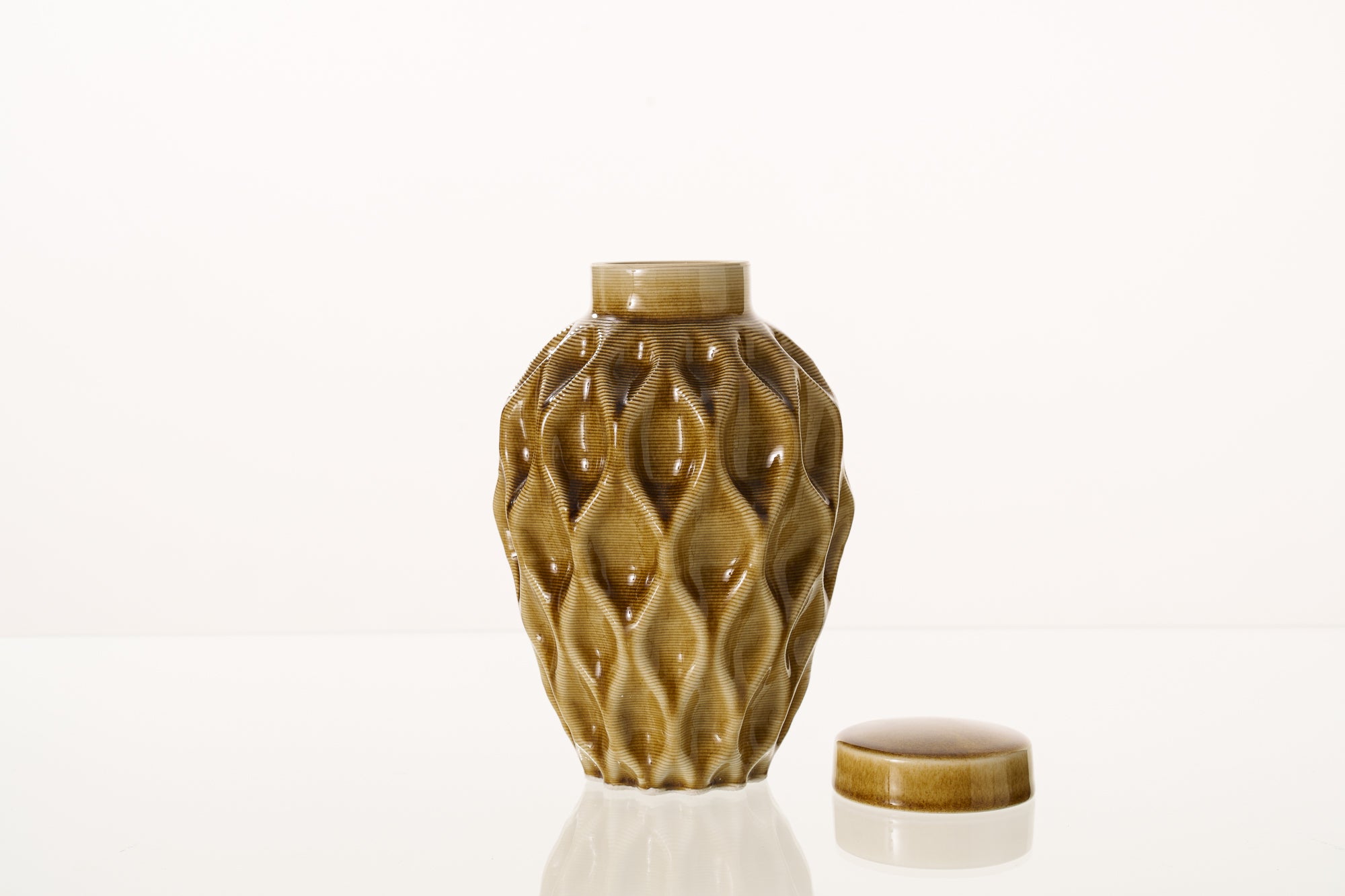 Cremation Urn "Echo" - 3D Printed Ceramic Urn | Dark Sand | Medium