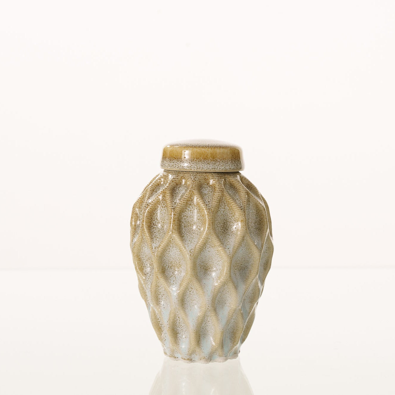 Cremation Urn "Echo" - 3D Printed Ceramic Urn | Light Sand Melange | Keepsake
