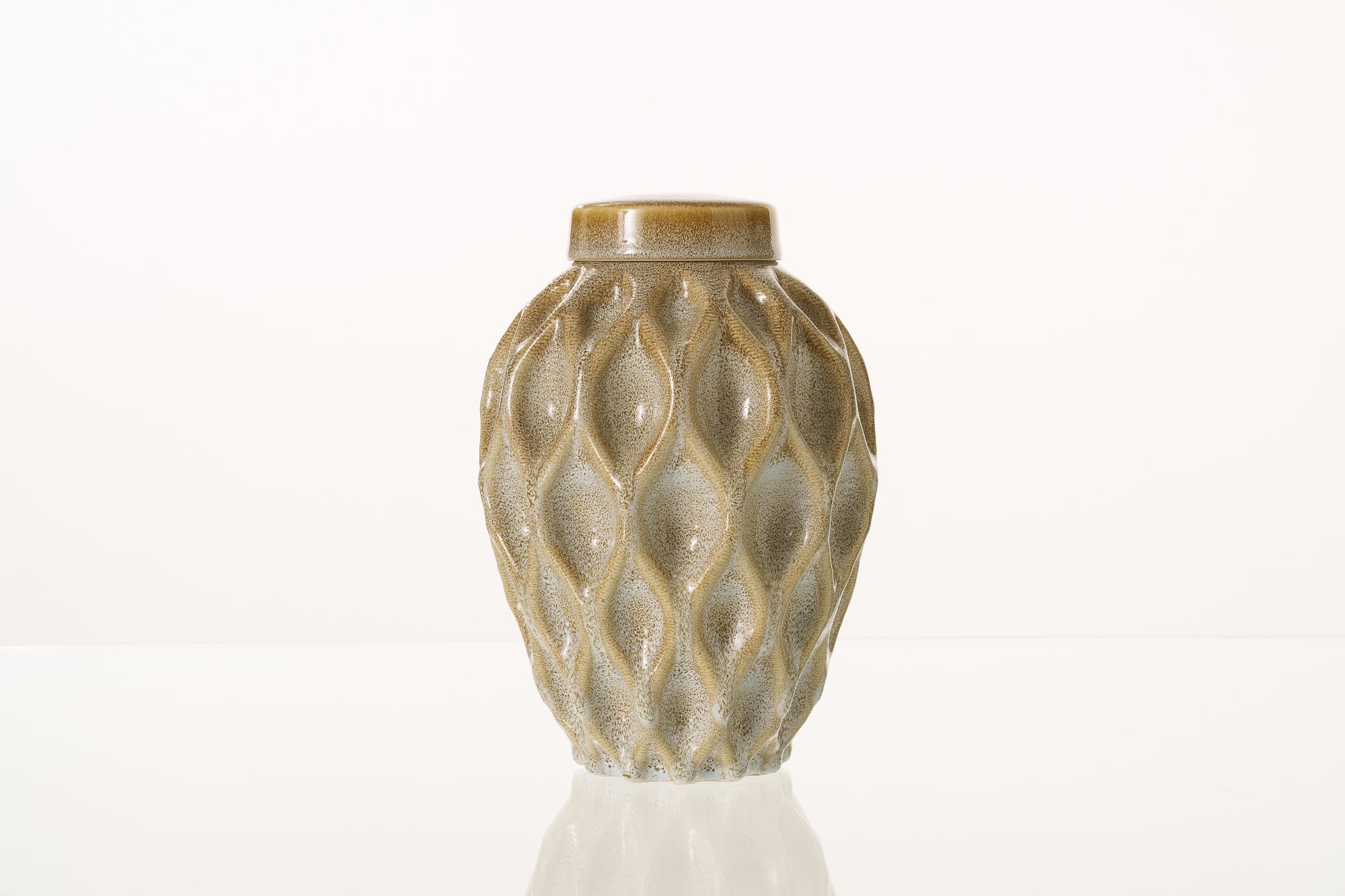 Cremation Urn "Echo" - 3D Printed Ceramic Urn | Light Sand Melange | Large