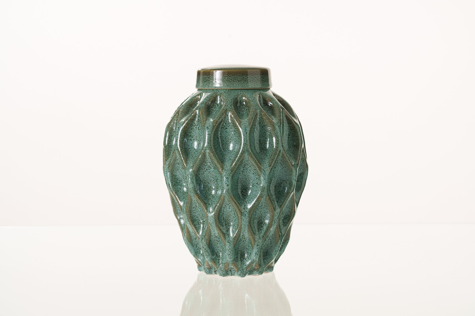 Cremation Urn "Echo" - 3D Printed Ceramic Urn | Oily Green Melange | Large