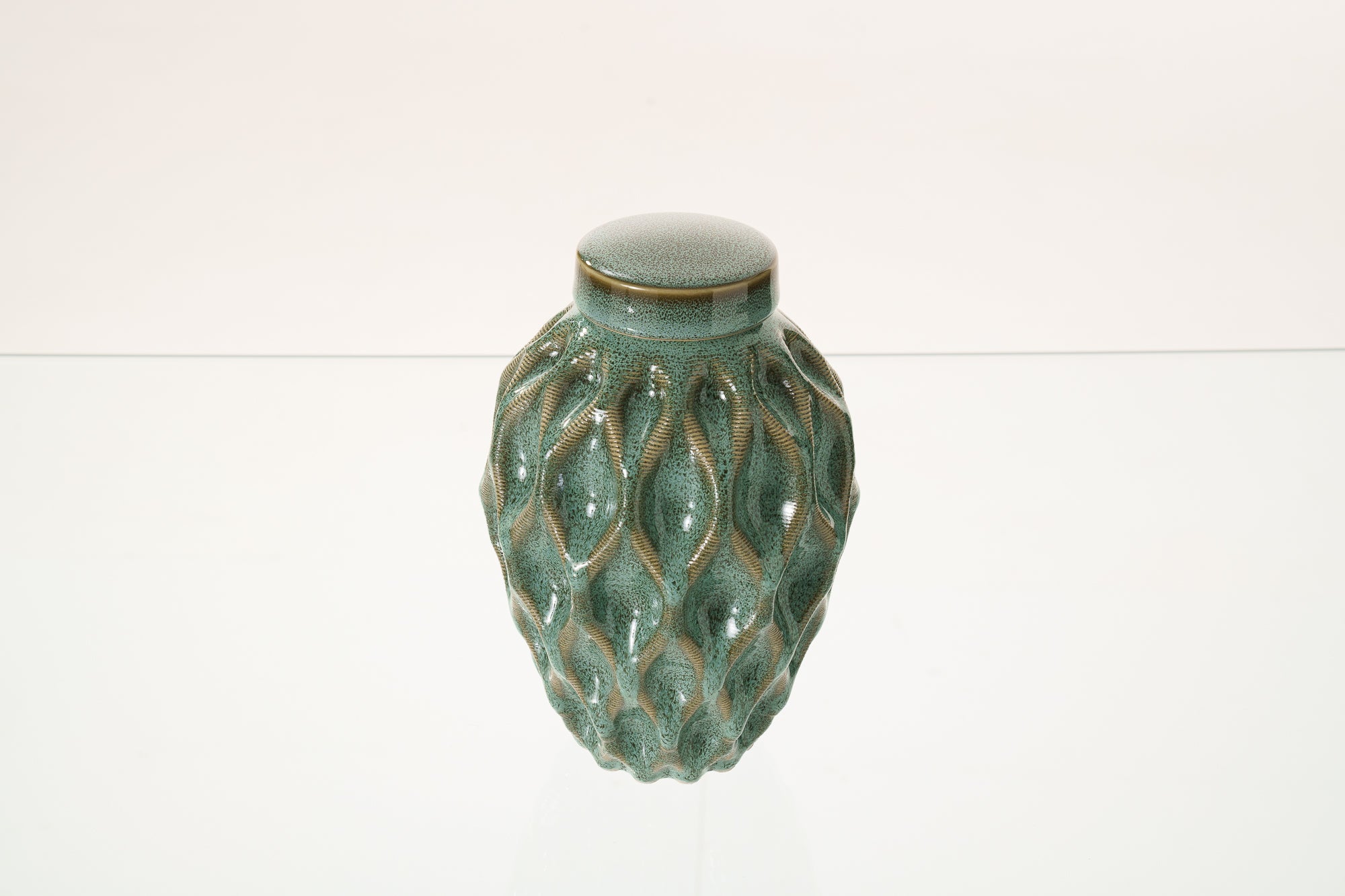 Cremation Urn "Echo" - 3D Printed Ceramic Urn 