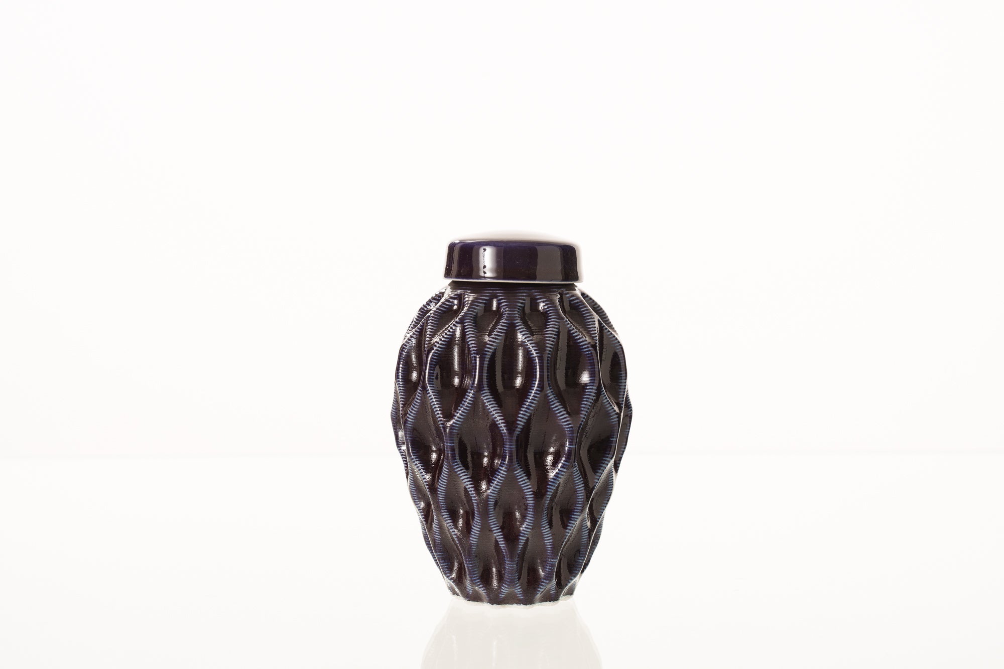 Cremation Urn "Echo" - 3D Printed Ceramic Urn | Violet | Keepsake