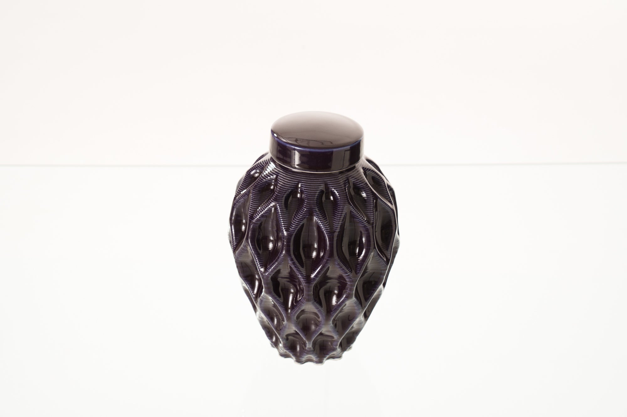 Cremation Urn "Echo" - 3D Printed Ceramic Urn | Violet  | Medium