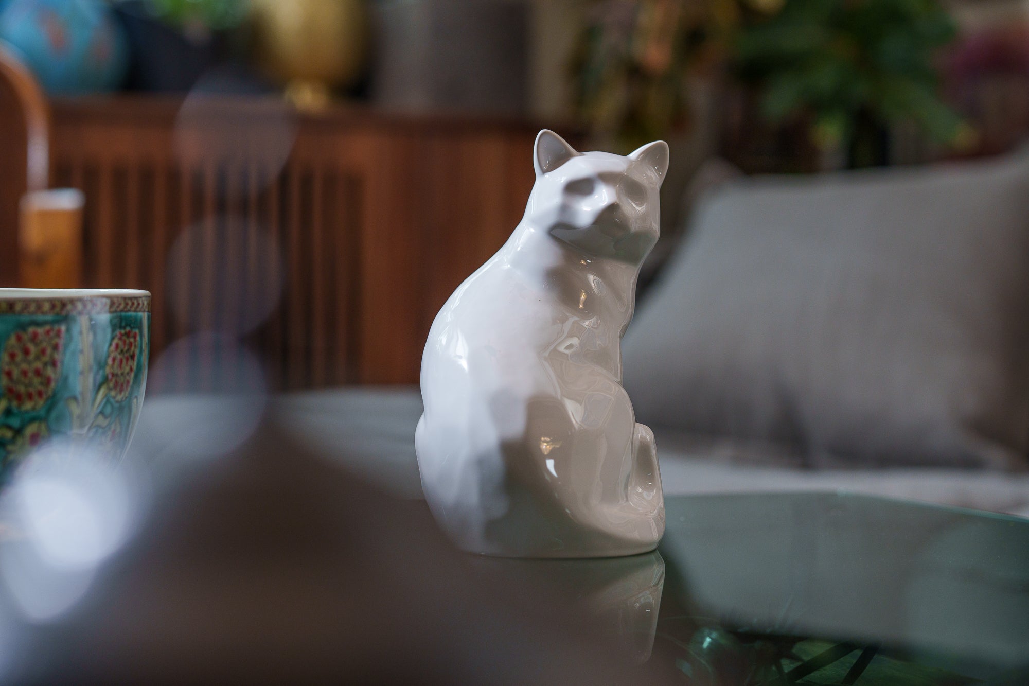 Felix Cat Urn for Ashes - White | Ceramic | Handmade Pet Urn