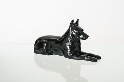 German Shepherd Pet Urn - Lamp Black | Ceramic Dog Urn