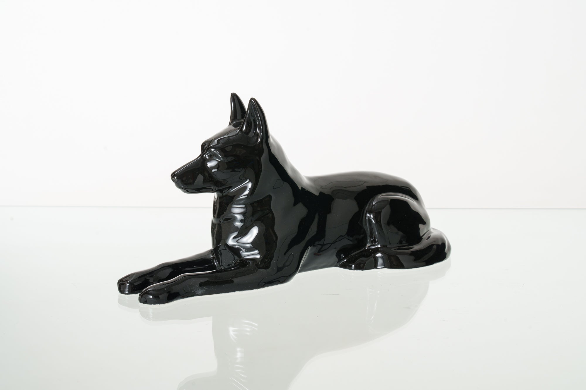 German Shepherd Pet Urn - Lamp Black | Ceramic Dog Urn