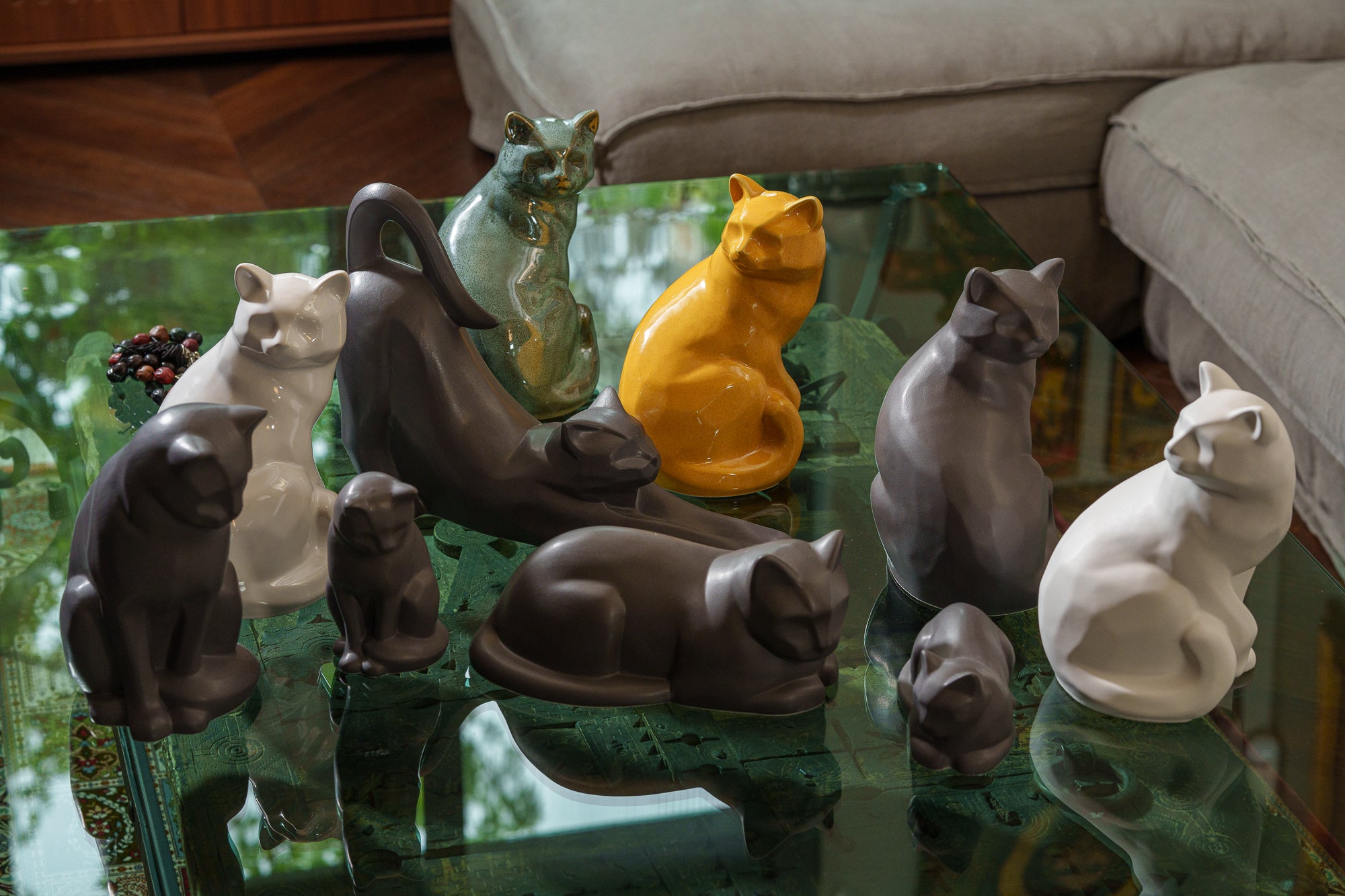 Felix Cat Urn for Ashes - Artisan cat Urn | Ceramic | Handmade Pet Urn