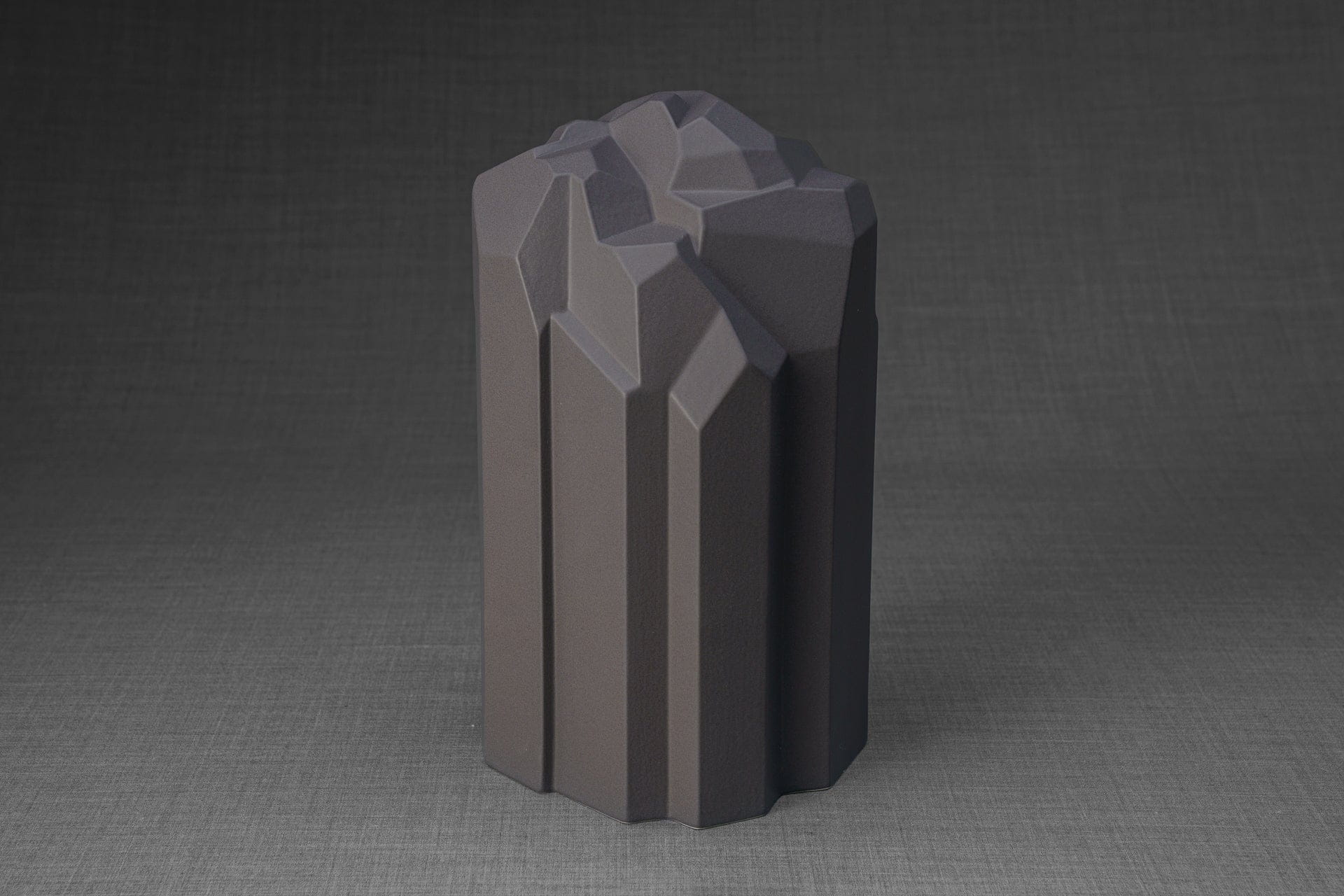 Pulvis Art Urns Adult Size Urn Cremation Candle Urn for Ashes "Heart" - Large | Grey Matte | Ceramic