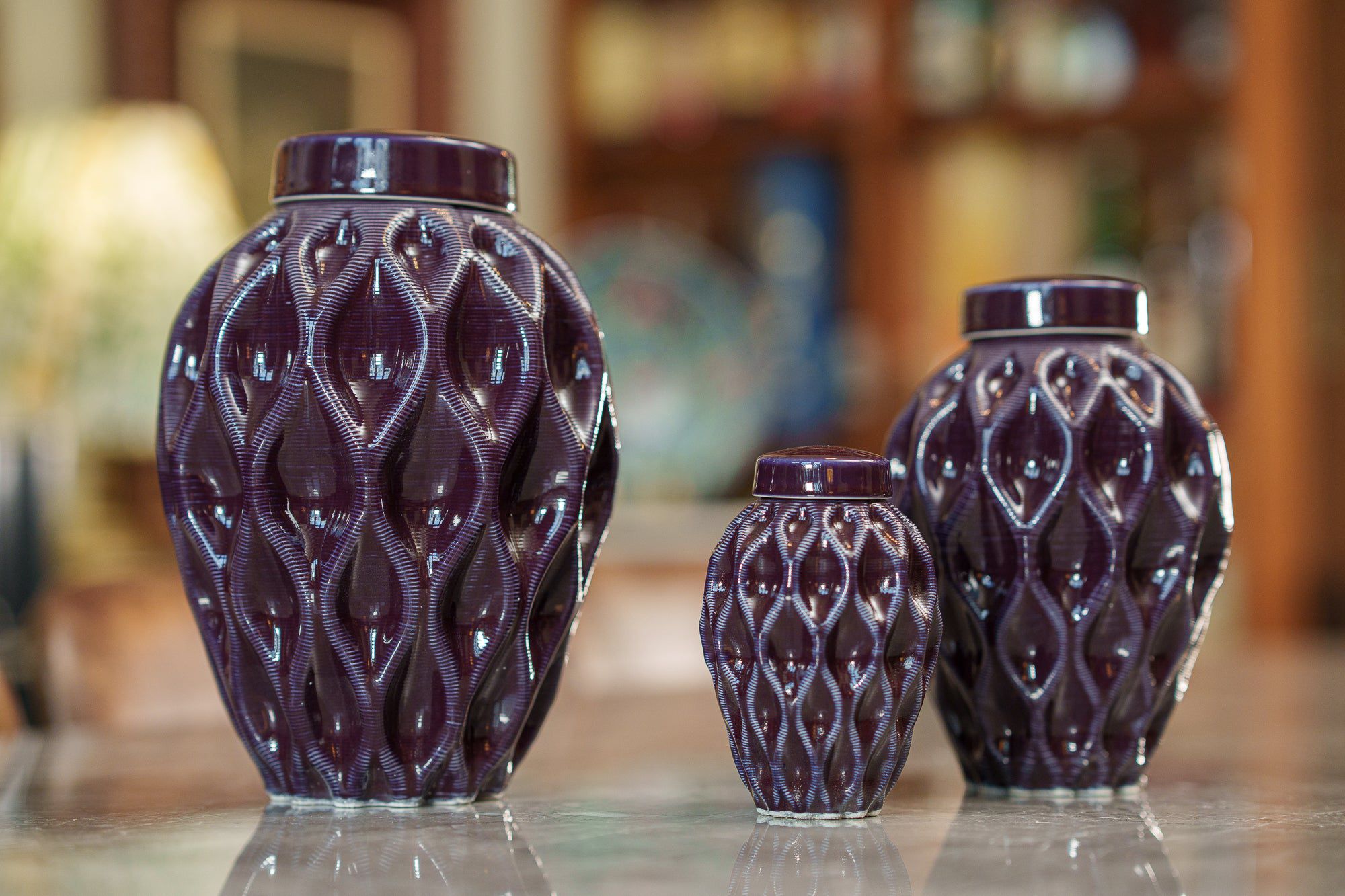 Cremation Urn "Echo" - 3D Printed Ceramic Urn | Violet  | Medium