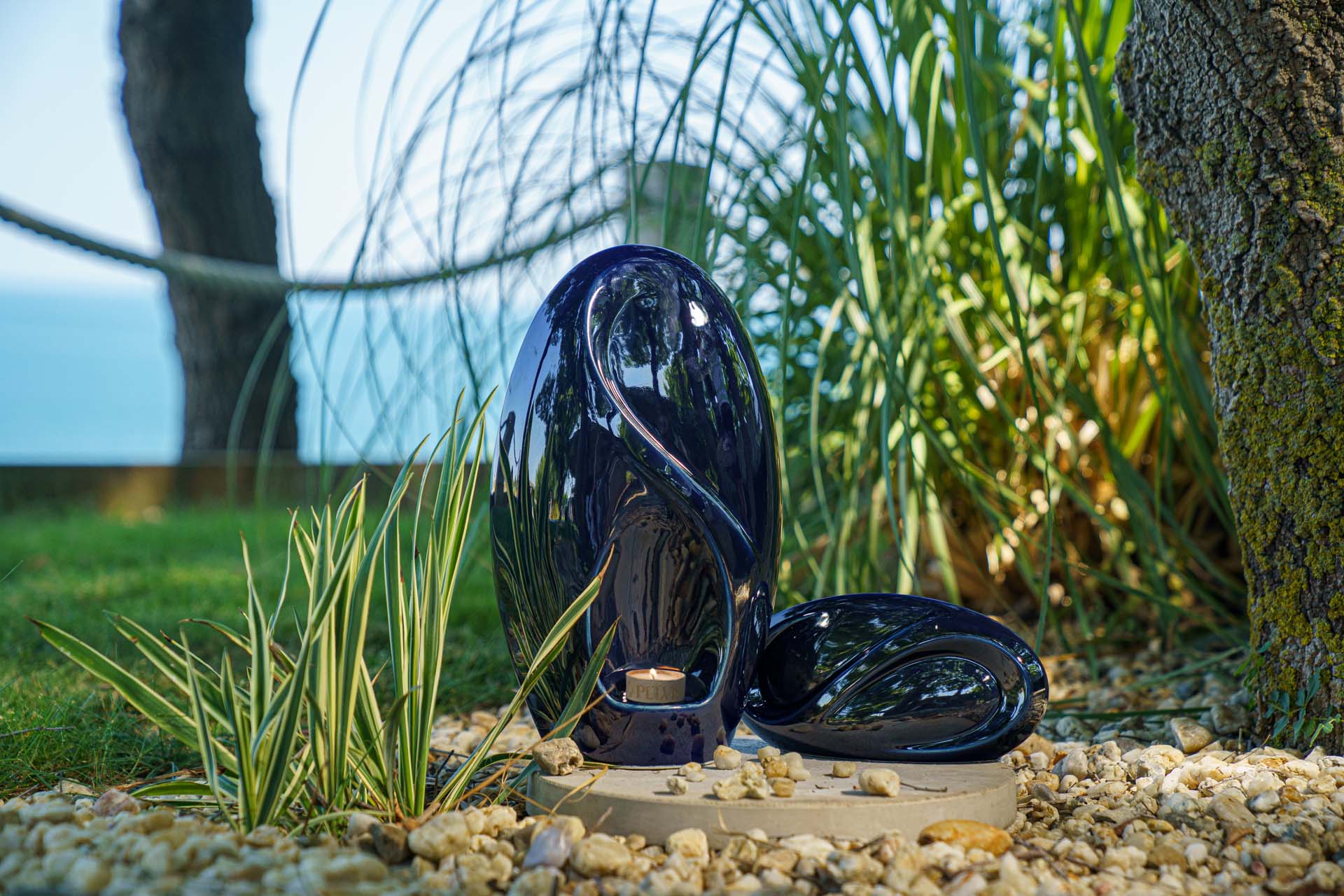 Pulvis Art Urns Adult Size Urn Eternity Handmade Cremation Urn for Ashes - Large | Cobalt Metallic | Ceramic