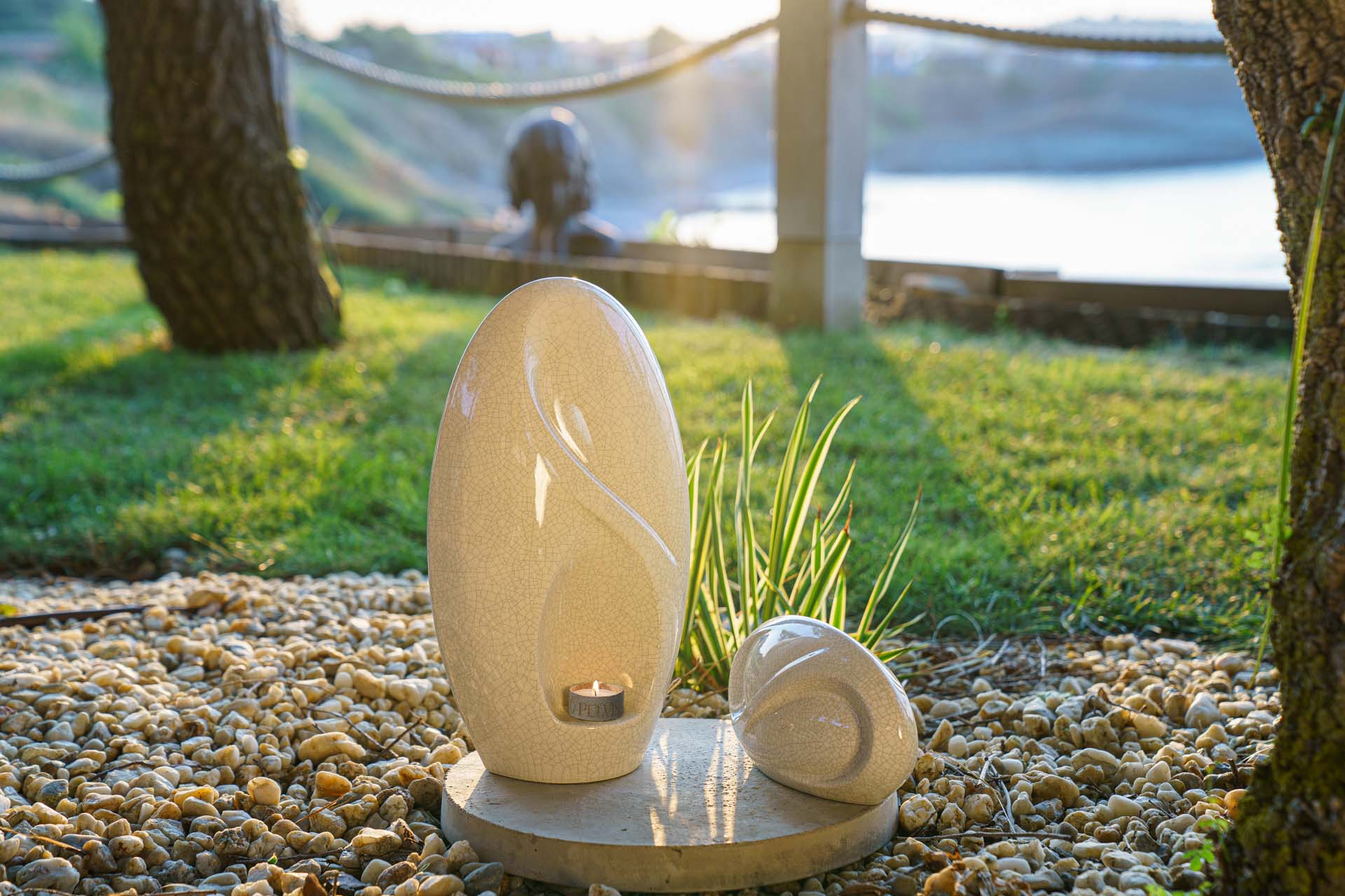 Pulvis Art Urns Adult Size Urn Eternity Handmade Cremation Urn for Ashes - Large | Transparent | Ceramic