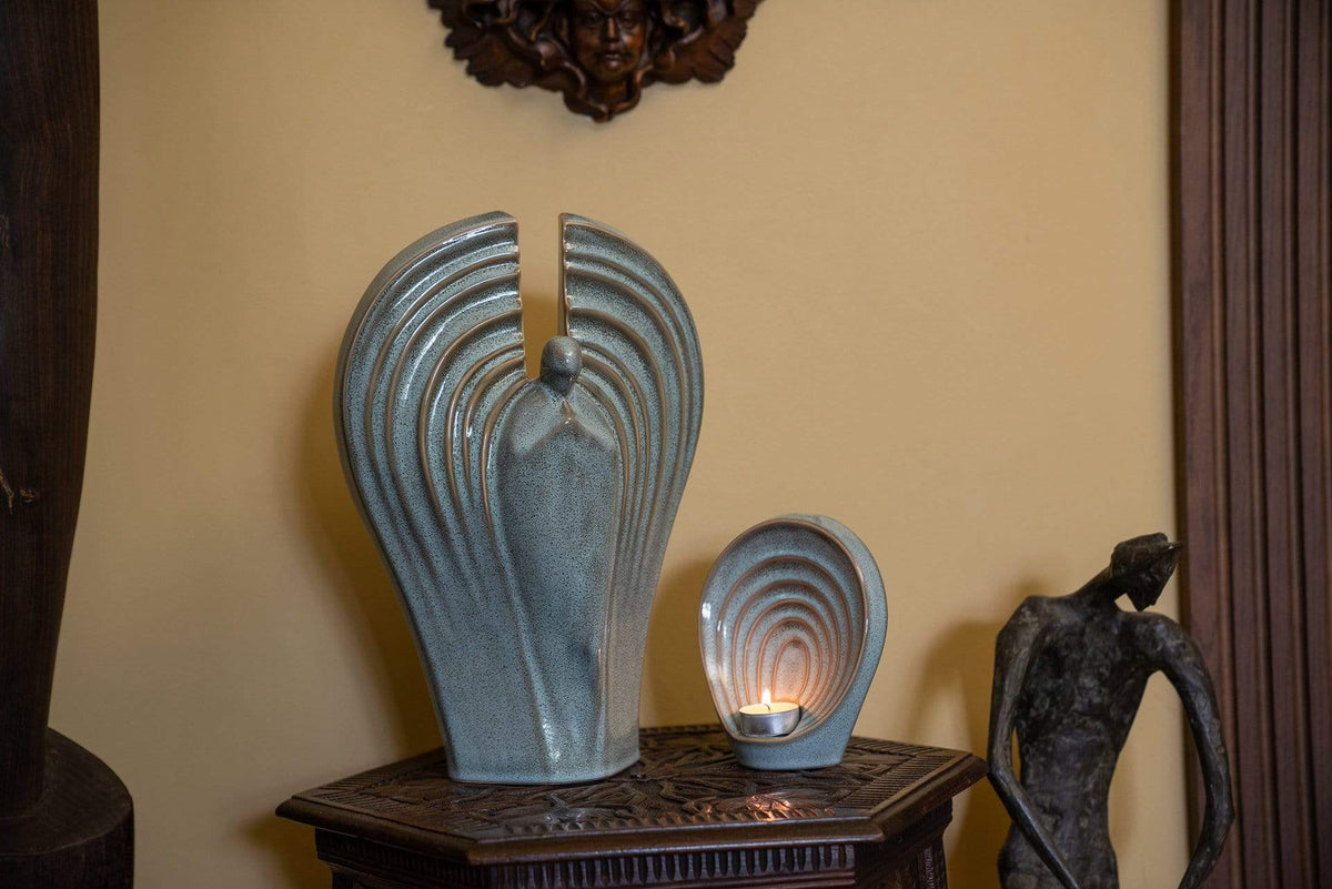 Ceramic art Urn for ashes Guardian - By Pulvis Art Urns