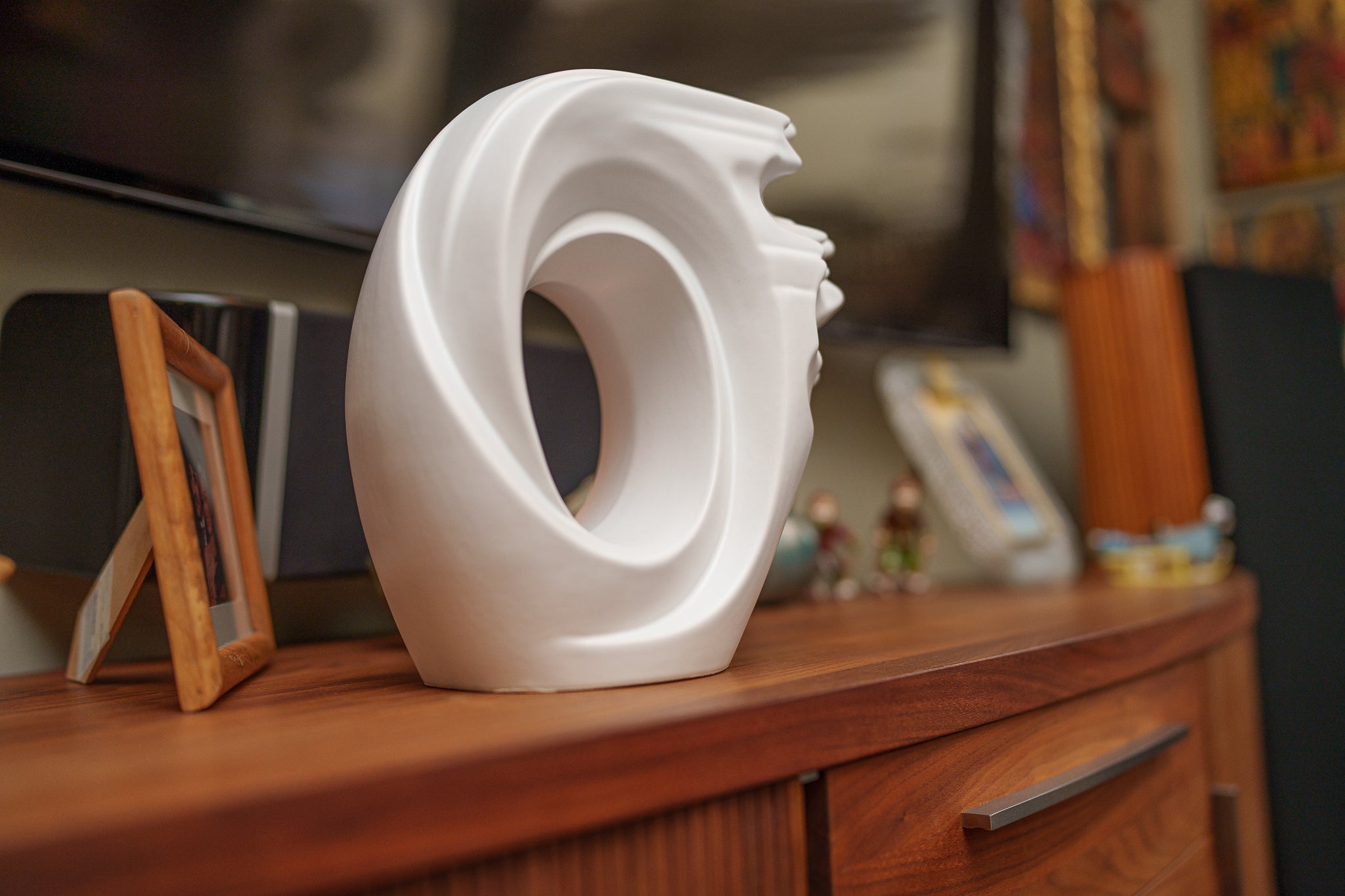 Handmade Cremation Urn "Zephyr" - Adult Ceramic Urn | White Matte