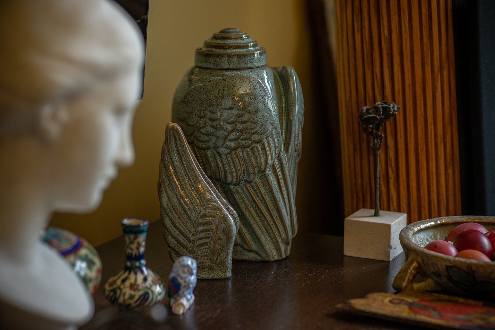 Pulvis Art Urns Adult Size Urn + Keepsake Urn Set of Cremation Urns for Ashes "Wings" - (Large urn + Keepsake)