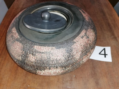 Pulvis Art Urns Adult Size Urn Pottery Wheel Urn for Ashes "Terra" - Large | Black Matte | Ceramic