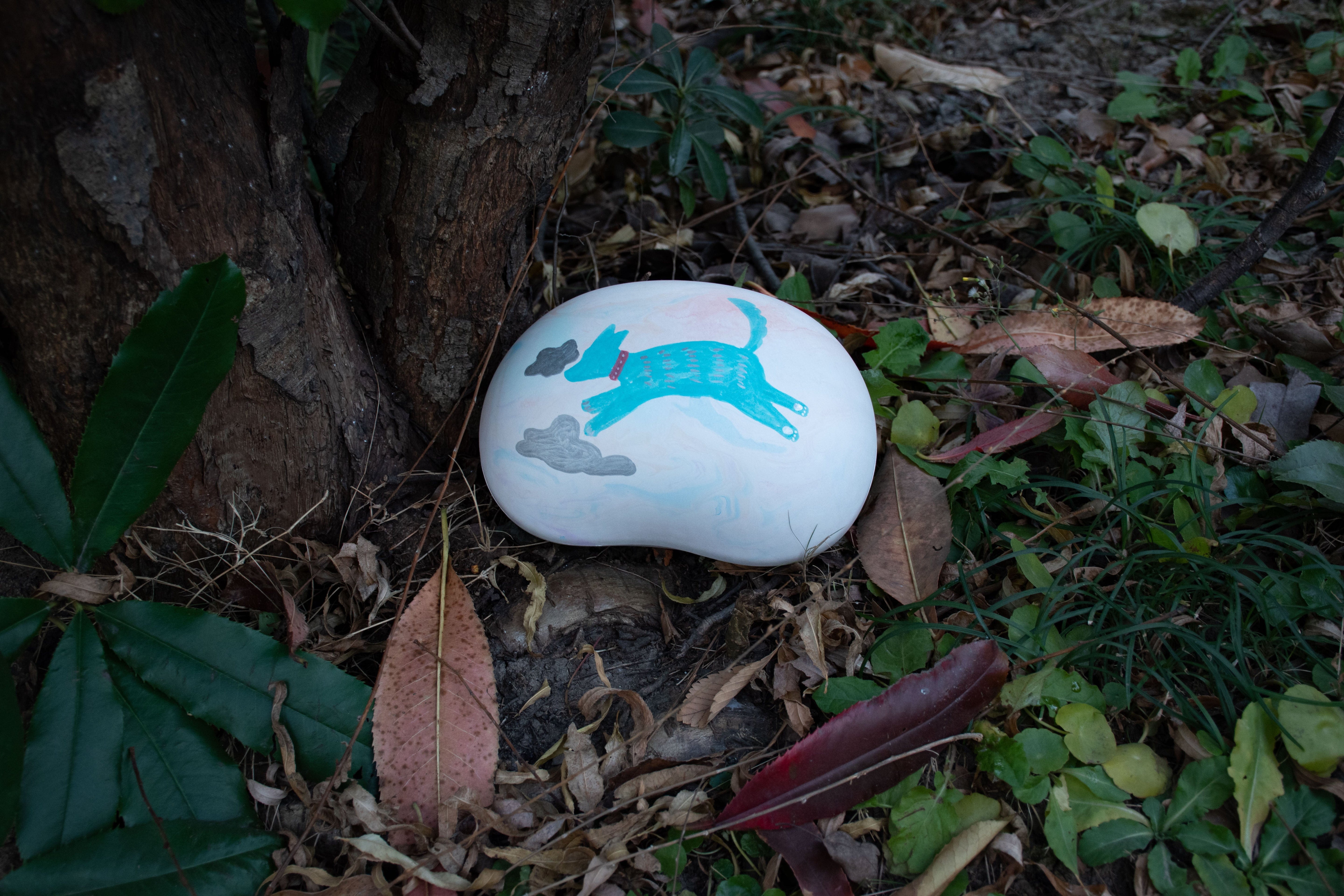 Biodegradable Pet Urn "Peanut" | Customizable Burial Memorial for Pets