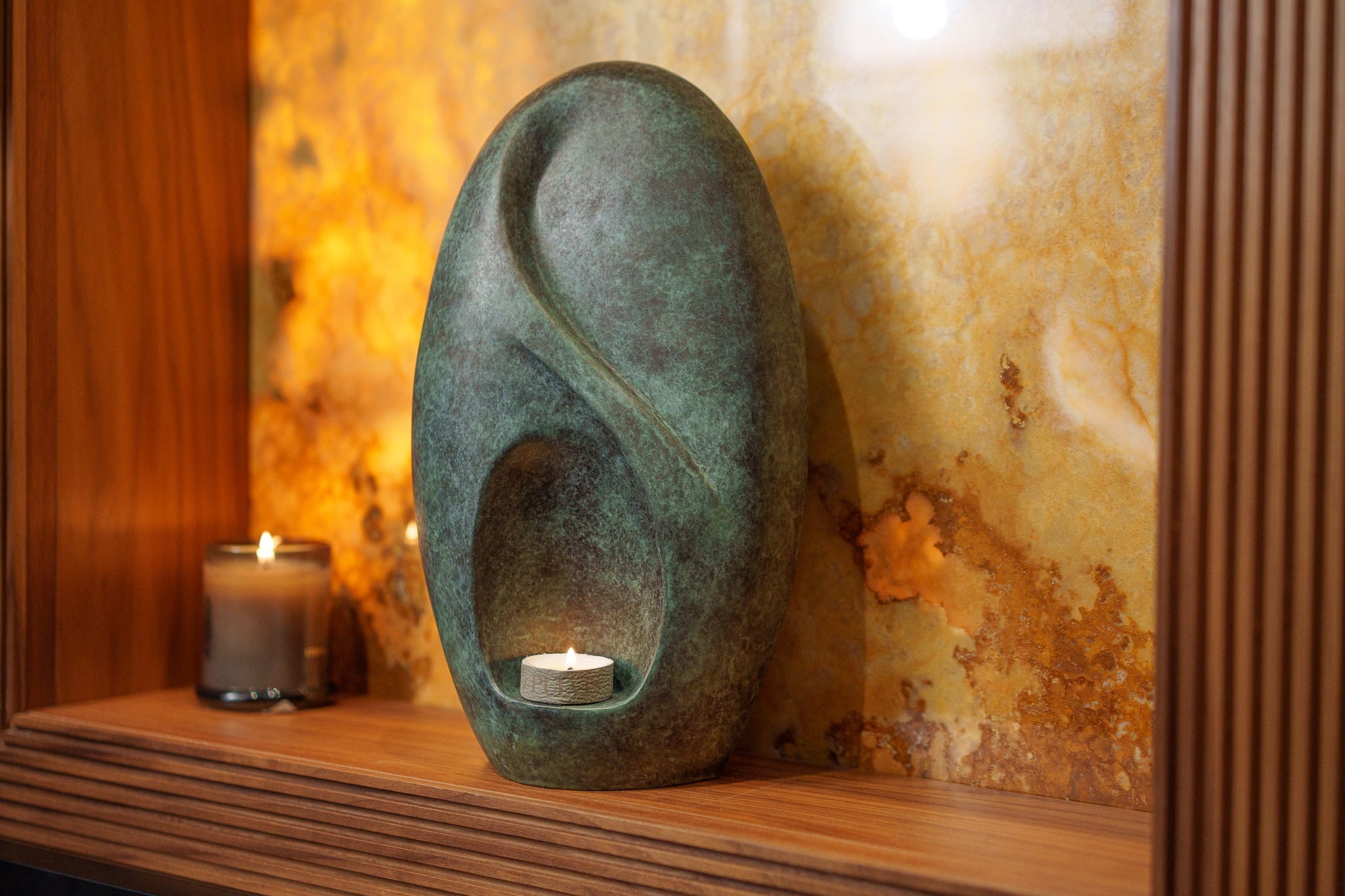 Pulvis Art Urns Exclusive Urn Cast Bronze Cremation Urn "Eternity" - Green Patina | Exclusive Bronze Urn