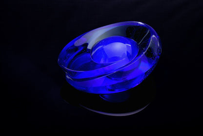 Pulvis Art Urns Exclusive Urn "Heart of the Ocean" Exclusive Molded Glass Urn for Ashes