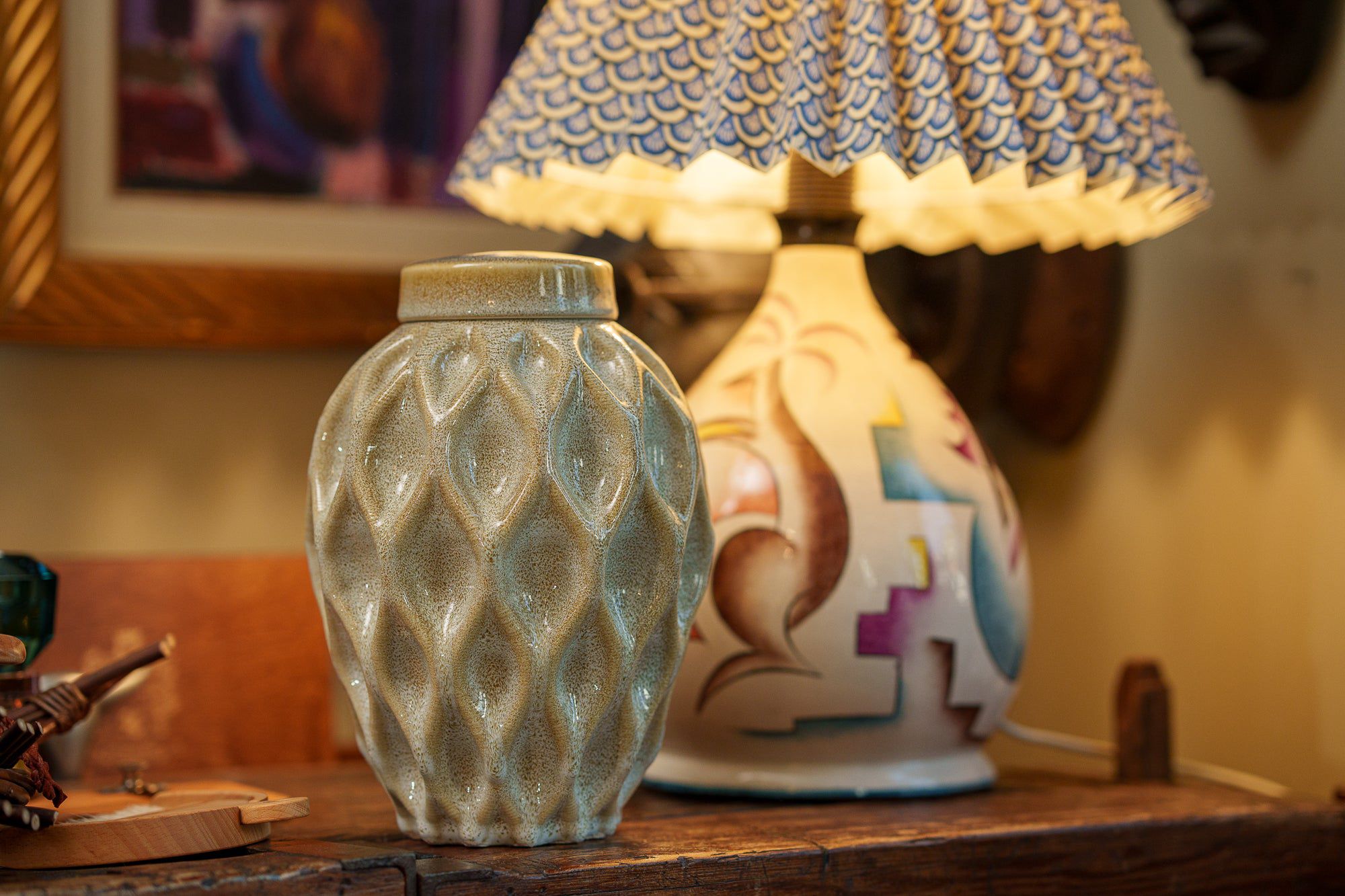 Cremation Urn "Echo" - 3D Printed Ceramic Urn | Light Sand Melange | Medium