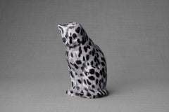HydroGraphics Pet Urn "Neko" | Spotted White | Ceramic